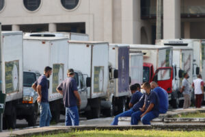 Leia mais sobre o artigo Caminhoneiros se manifestam contra ‘PEC da esmola’ e voltam a falar em greve