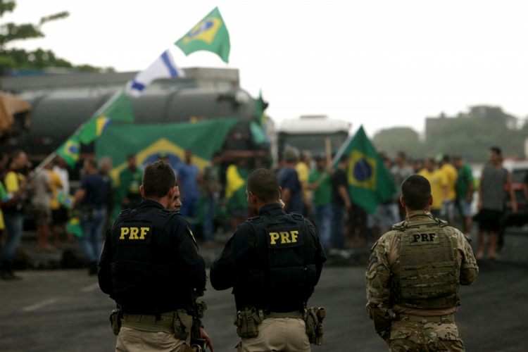 Leia mais sobre o artigo Polícia Rodoviária Federal informa que rodovias estão livres de bloqueios